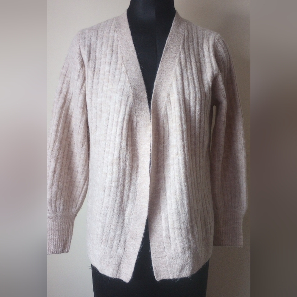 ICHI Beige Alpaca Cardigan Sweater Medium - Picture 2 of 6